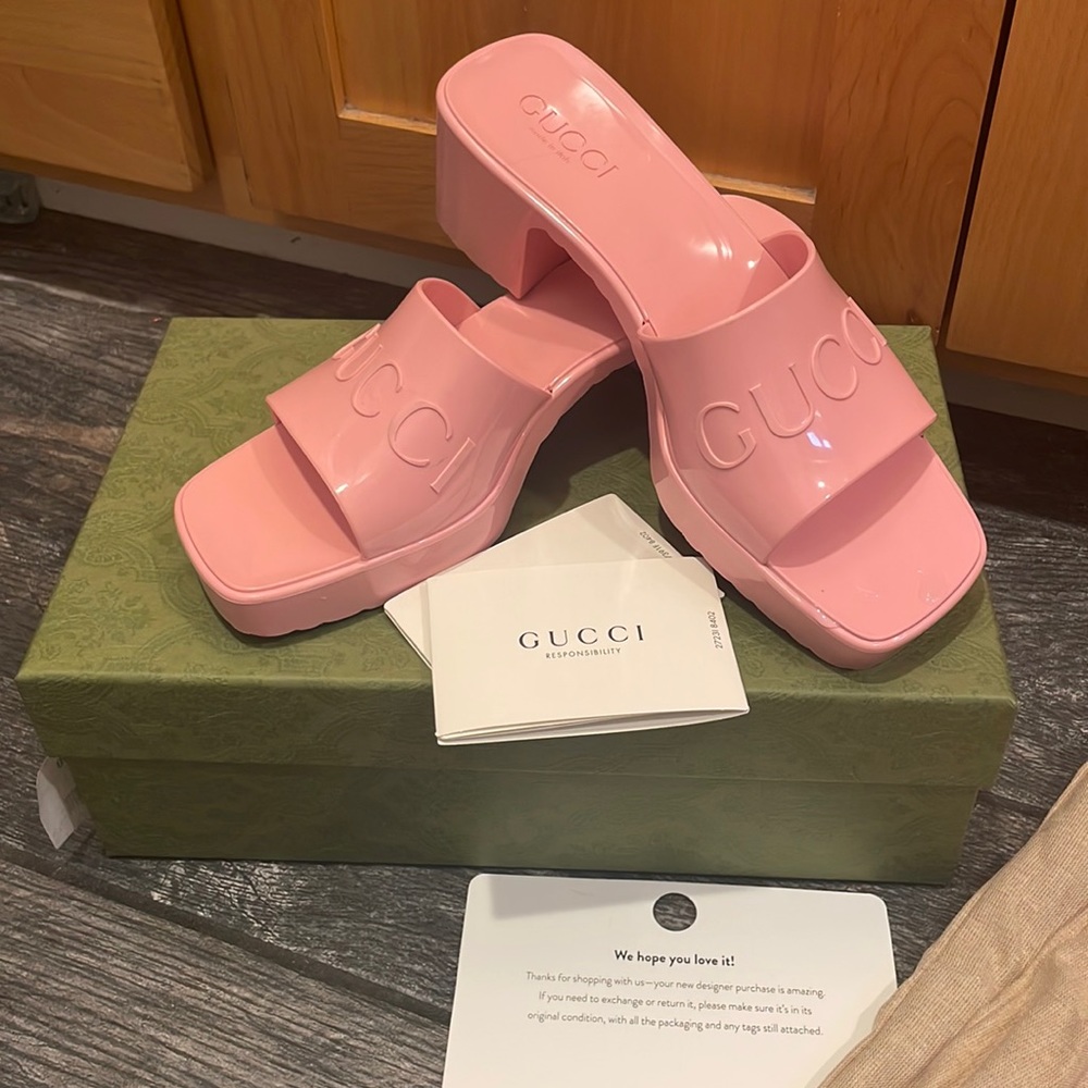 Gucci Rubber Logo Platform Slide Sandal